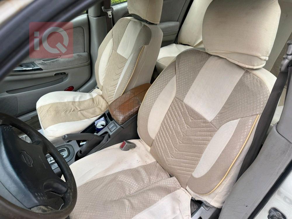 نيسان ماكسيما